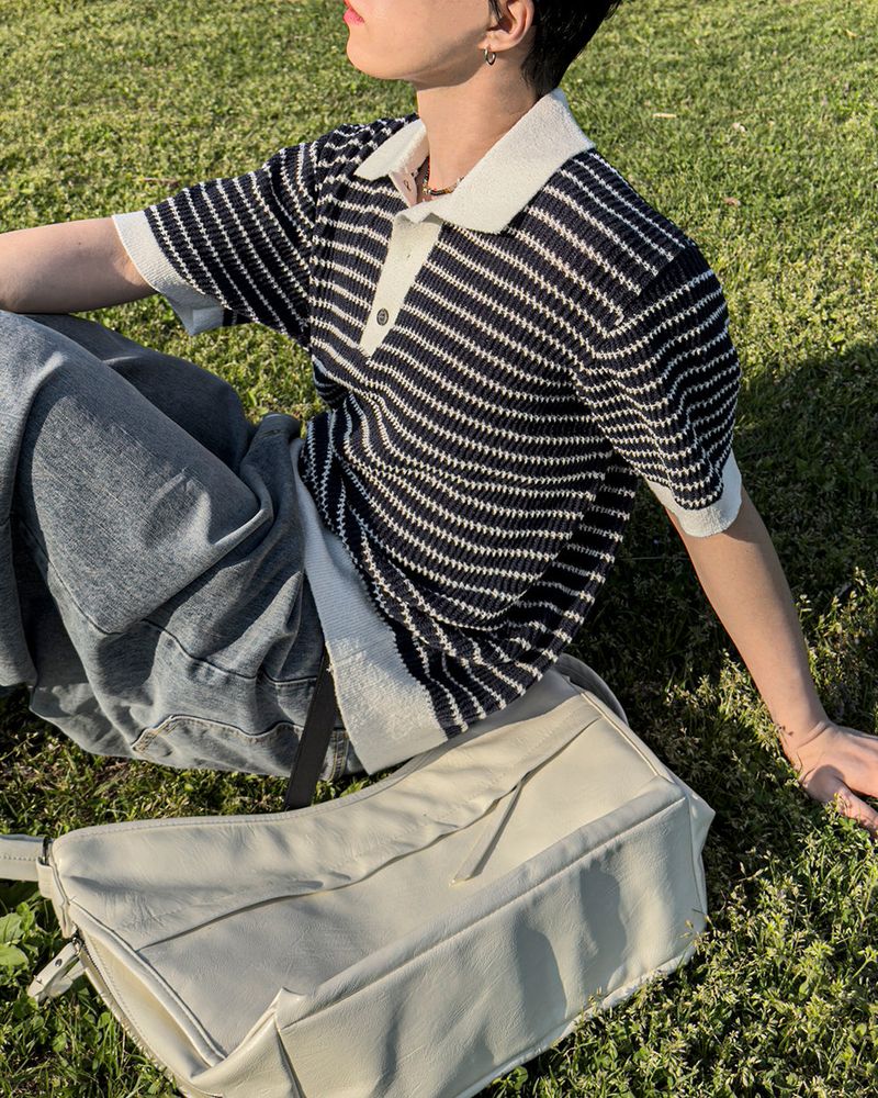 Windy Buckle Stripe Collar Short Sleeve Knit