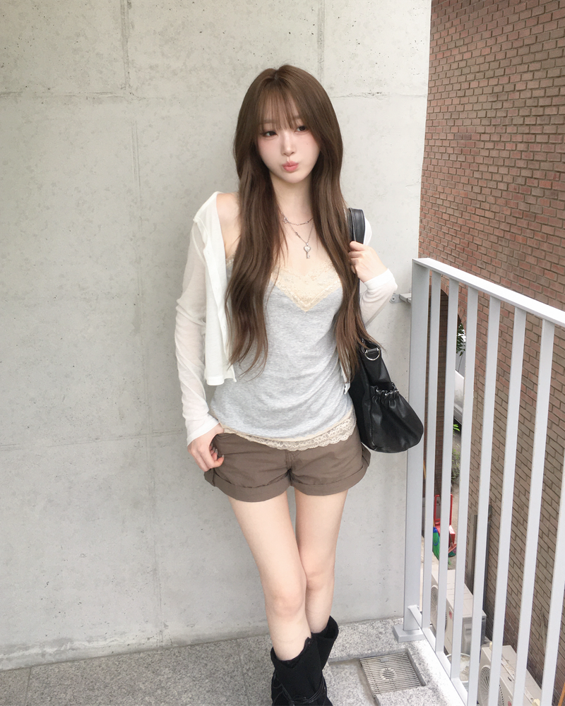 Cotton roll up shorts