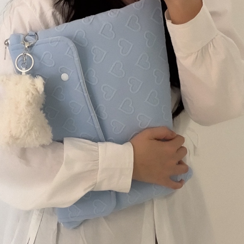 heart ipad pouch (sky-blue)