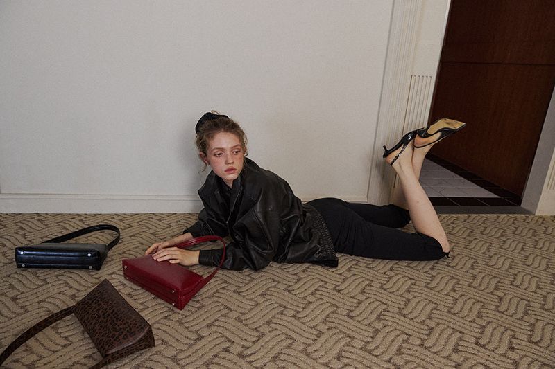MADE_Linea Baguette Bag/ BLACK