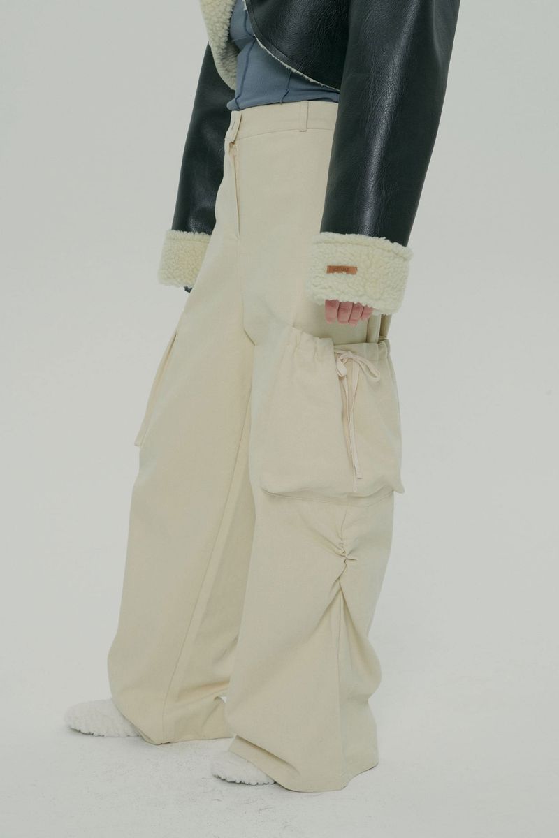 POCKET SHIRRING WIDE PANTS / IVORY