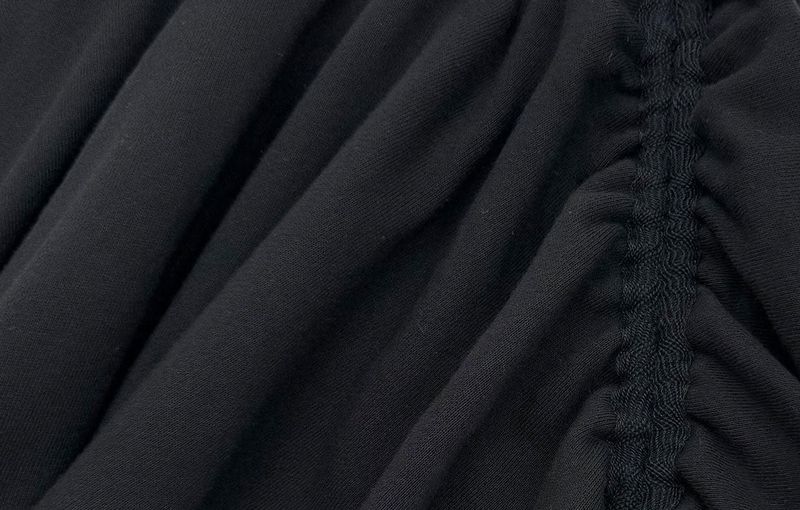 WARMER SKIRT IN BLACK