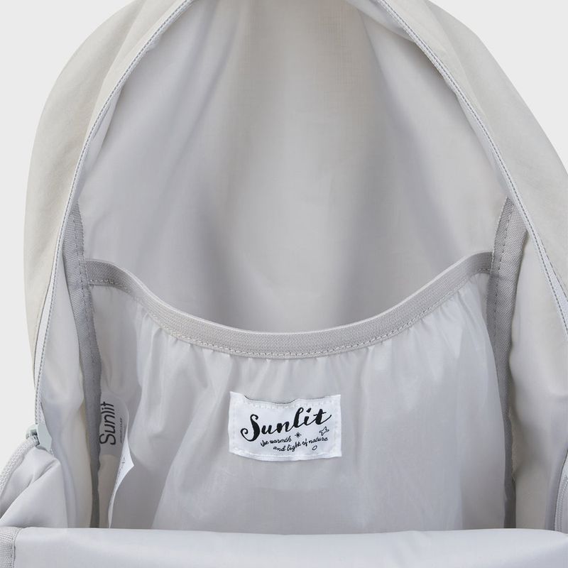 Kivo Backpack (Light Gray)