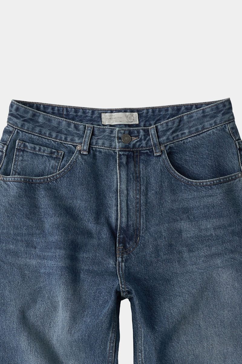 Loose Fit Tapered Denim Pants (Washed Blue)