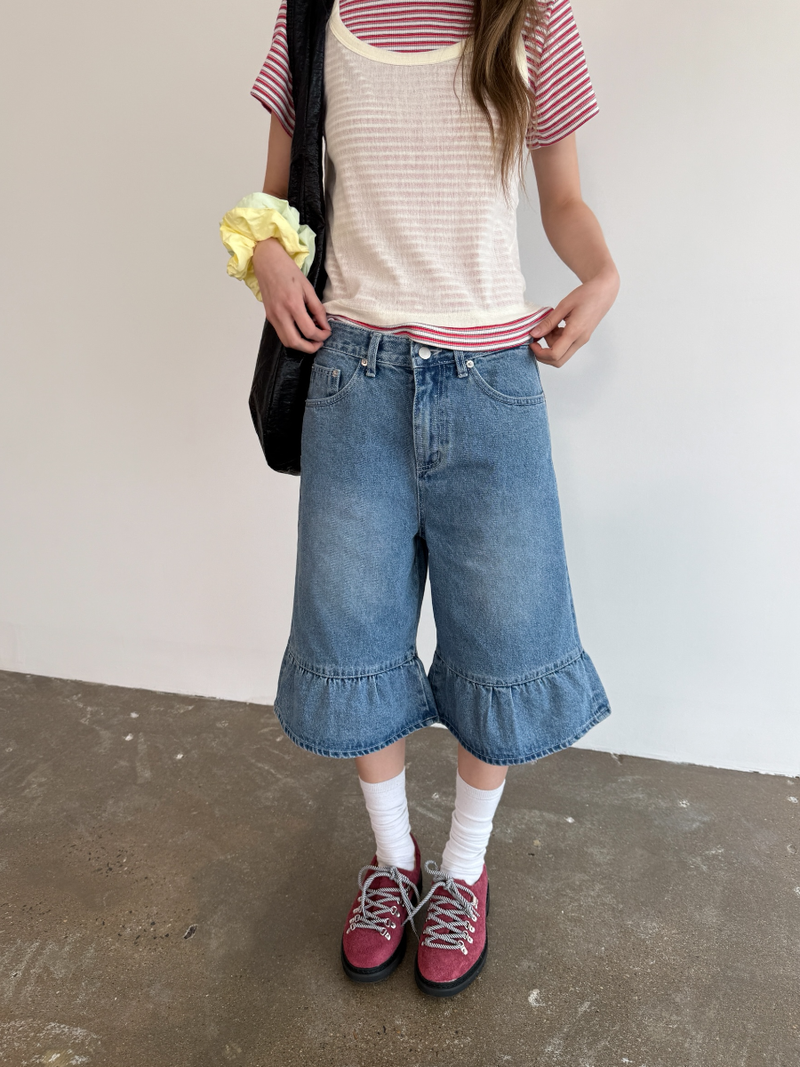 denim frill bermuda pants