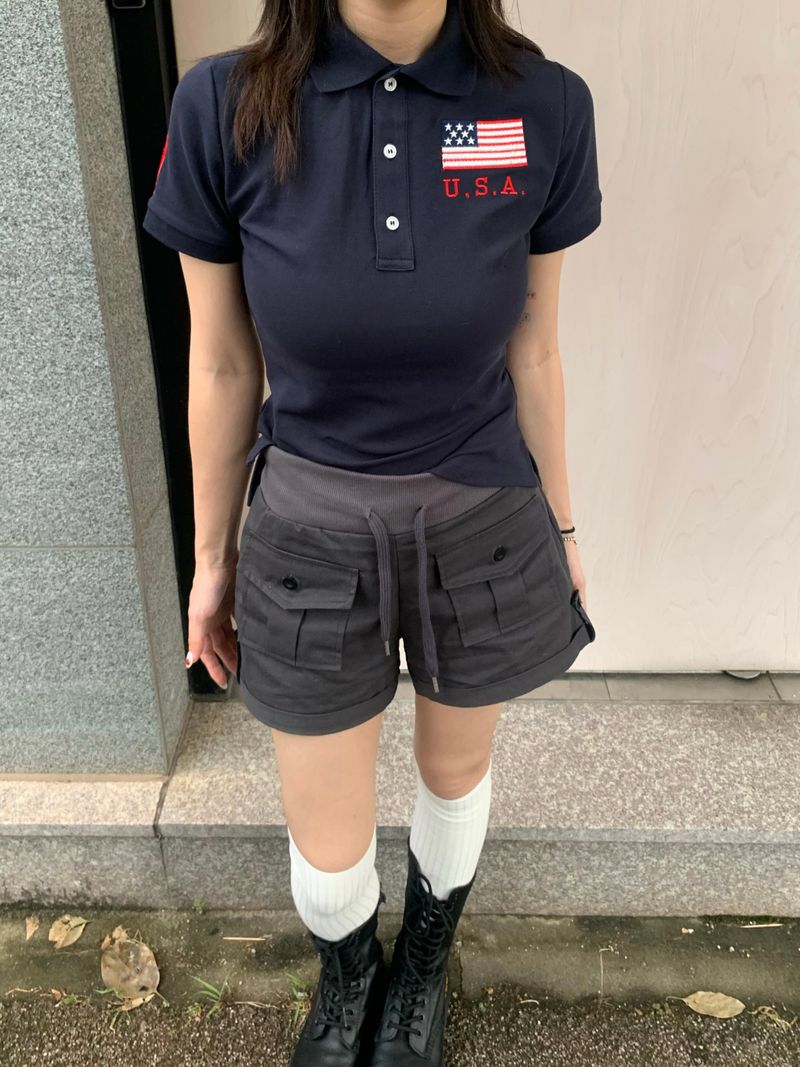 Rover Buckle Cotton Cargo Roll-Up Shorts (4c)