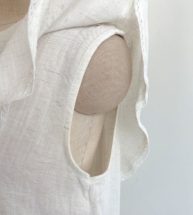 Gobel Lace Ruffle Linen Blouse
