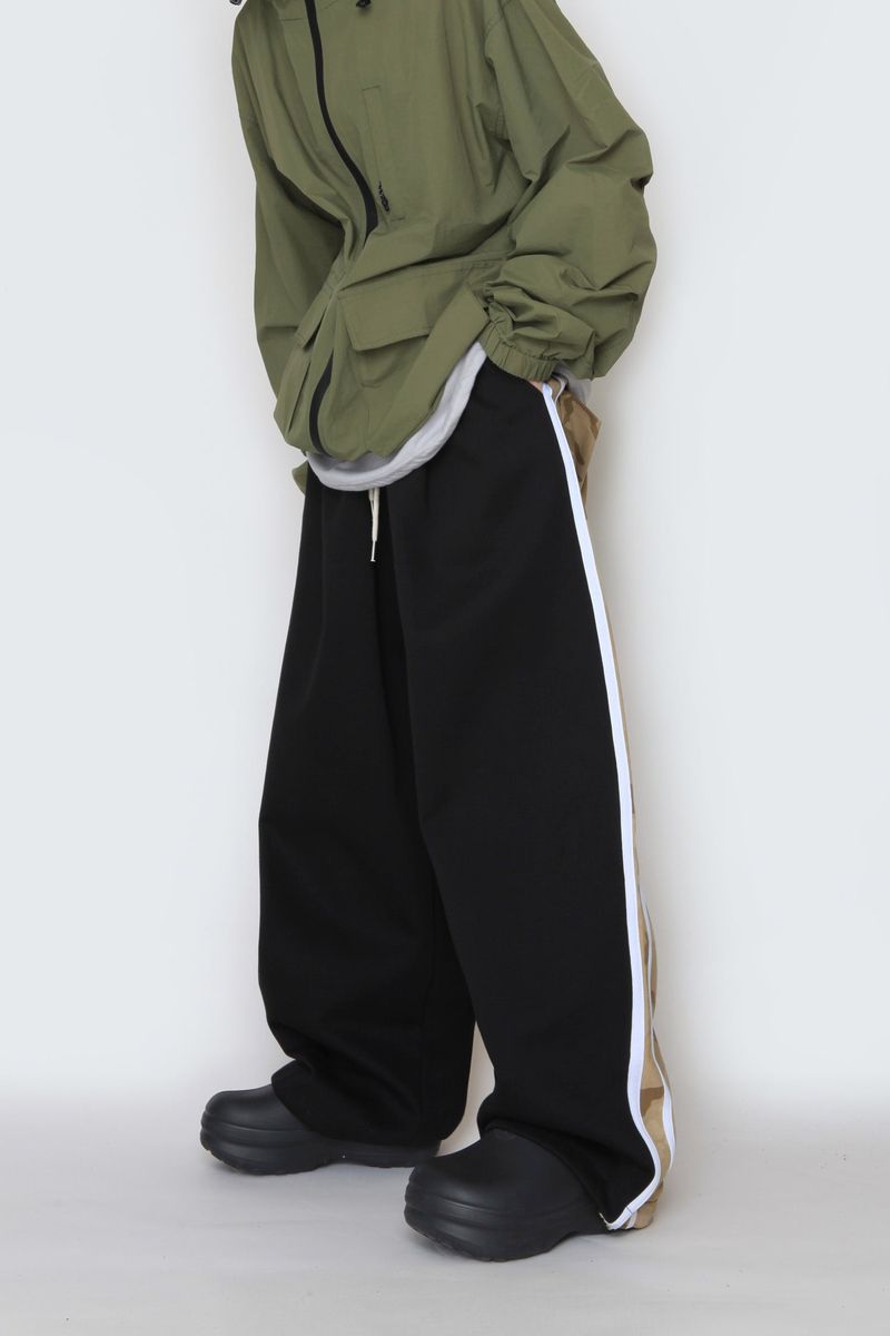 Camo Coloring Sweat Pants