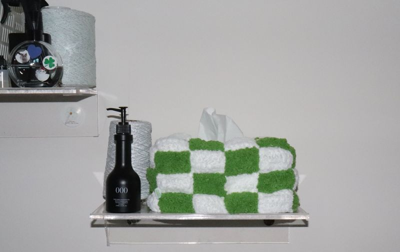 green checkerborad tissue case