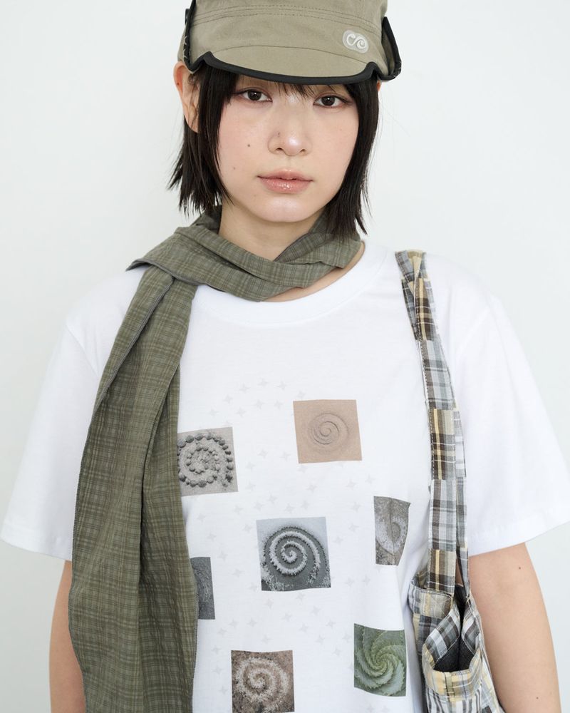 Flow Plaid Muffler
