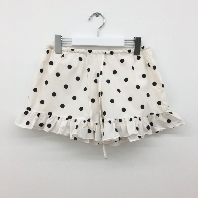 Pu Dot Frill Shorts  (2color)