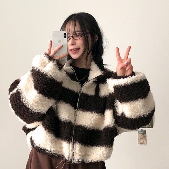 hijjoo（ハイチュー）の「Newdin Quilted Dangara Foggy Wool Jacket（Jackets/Outerwear）」