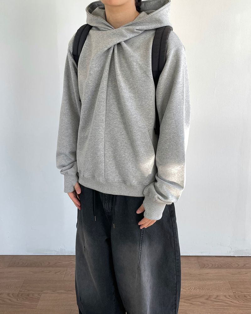 Twist Fingerhole Hoodie