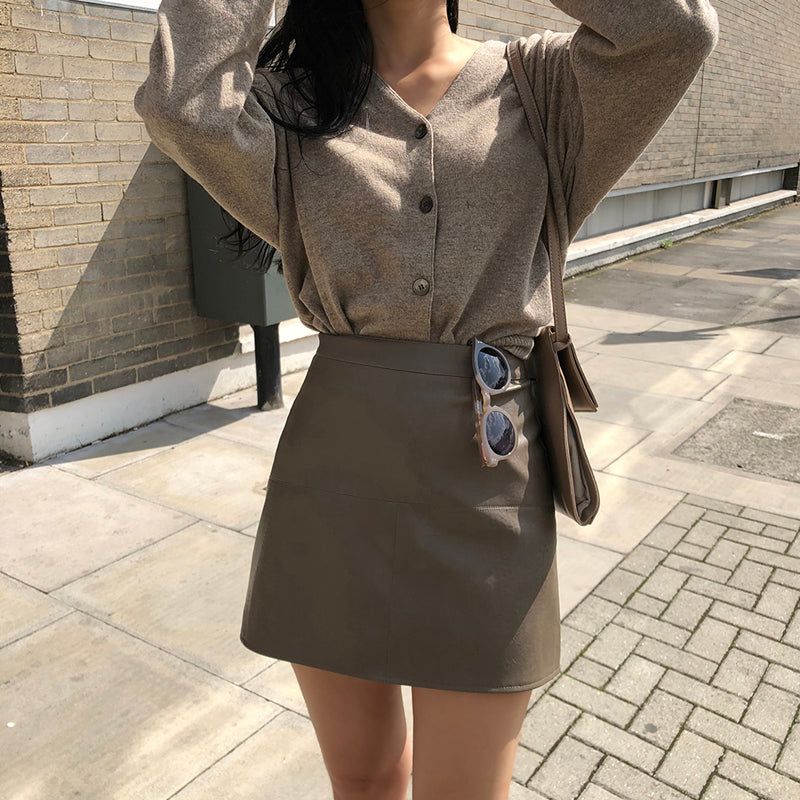 Bullet leather skirt