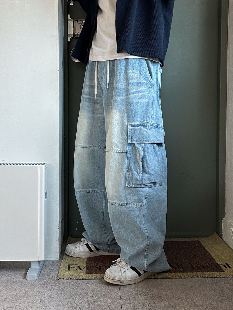 More Cut Cargo Brush Denim Pants