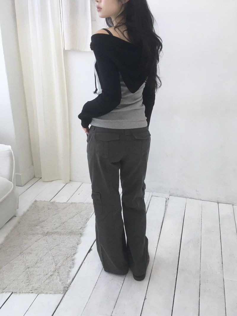 Low cargo bootcut pants