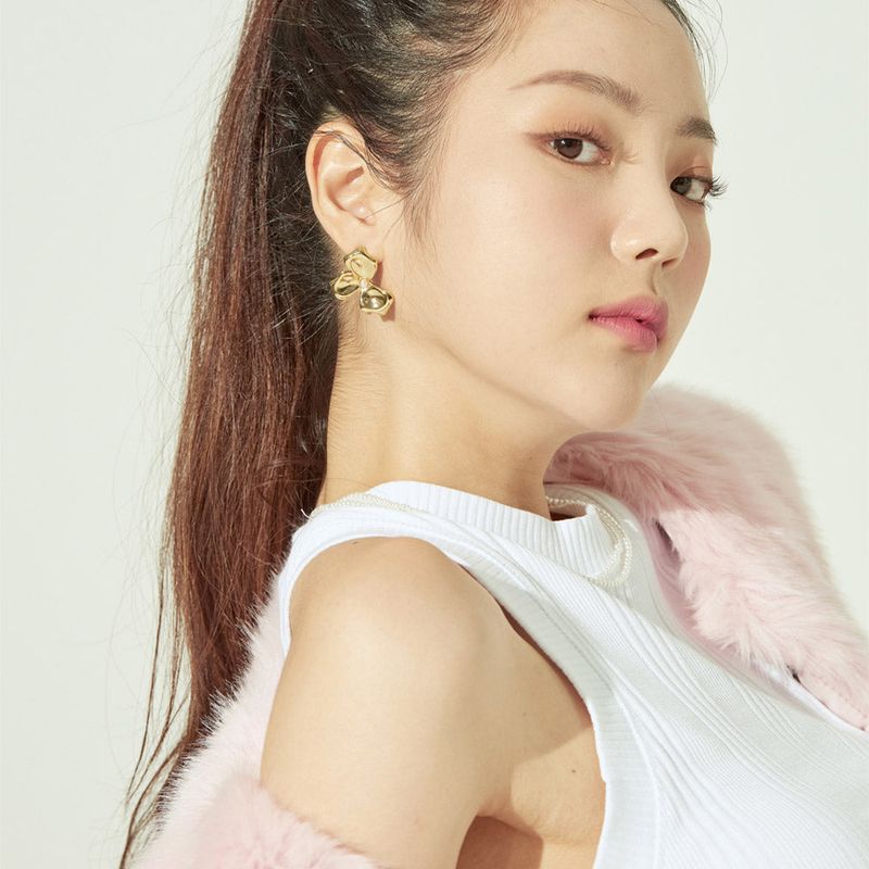 TRIPLE GOLD EARRING