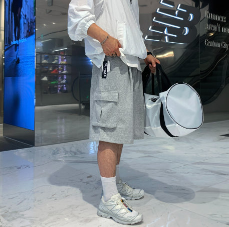 LOOKPLE（ルックプル）の「ワイバード スーピマ カーゴ バミューダ ショーツ（パンツ）」