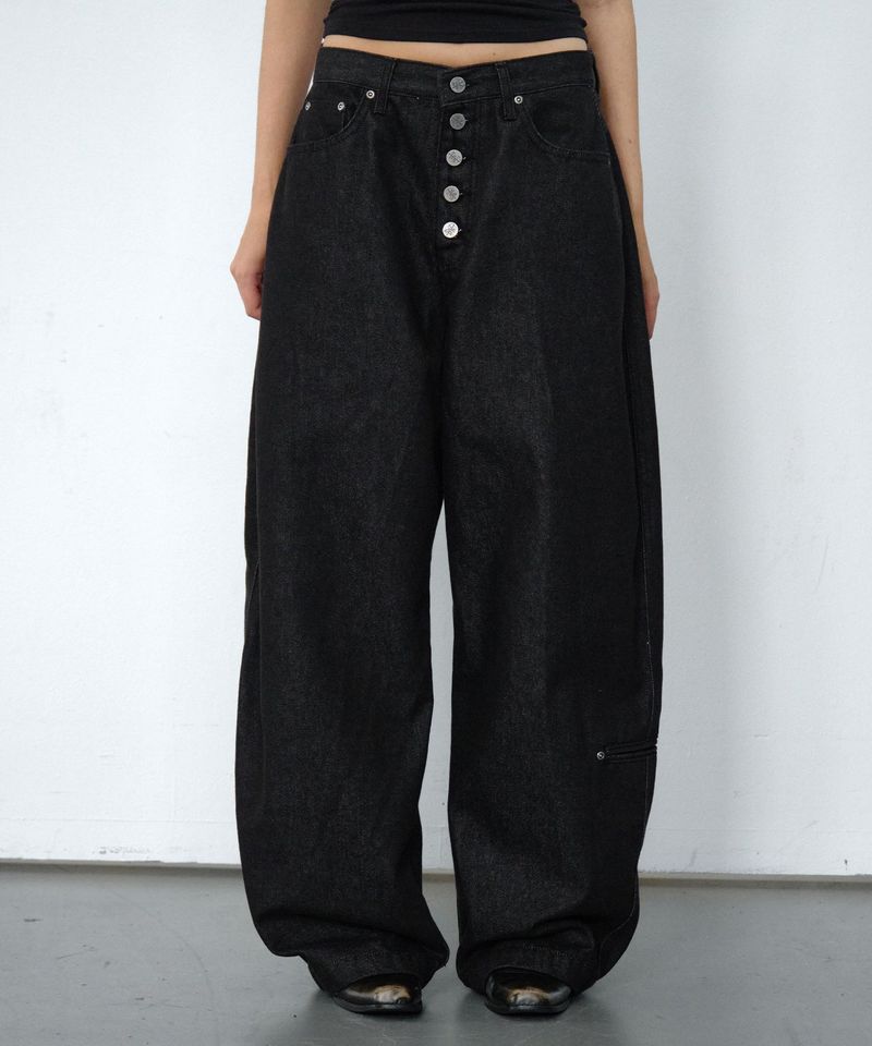 red denim pants (black)
