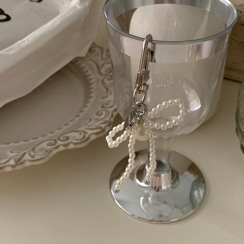 [handmade] pearl ribbon keyring