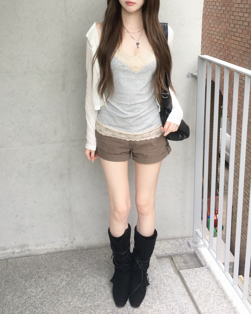 Cotton roll up shorts