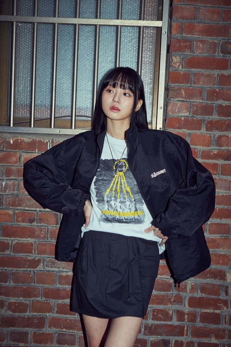 Reflective backpleat windbreaker_black