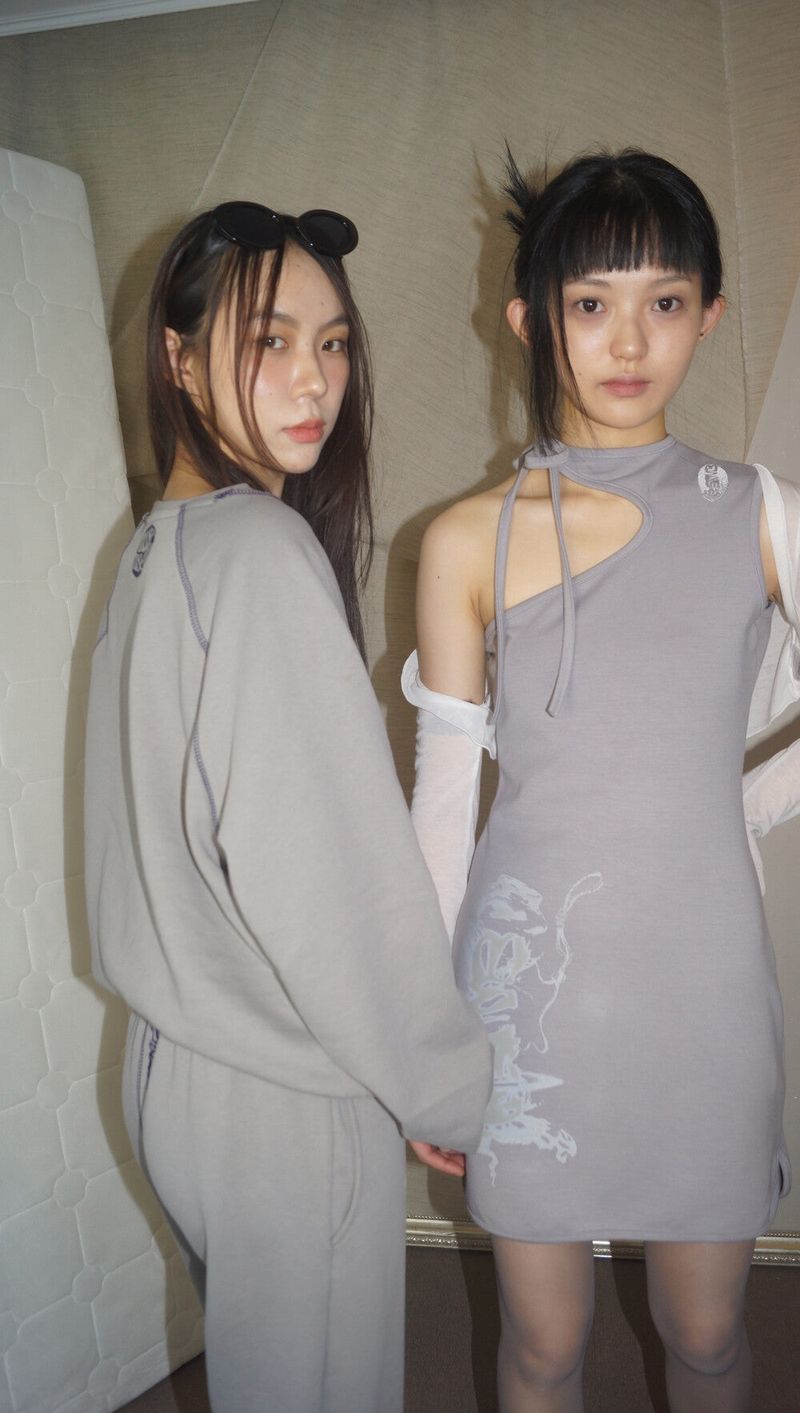 haku oriental sweat shirt [warm gray]