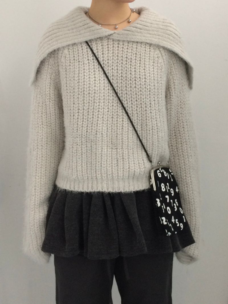 Shoulder collar loose knitwear