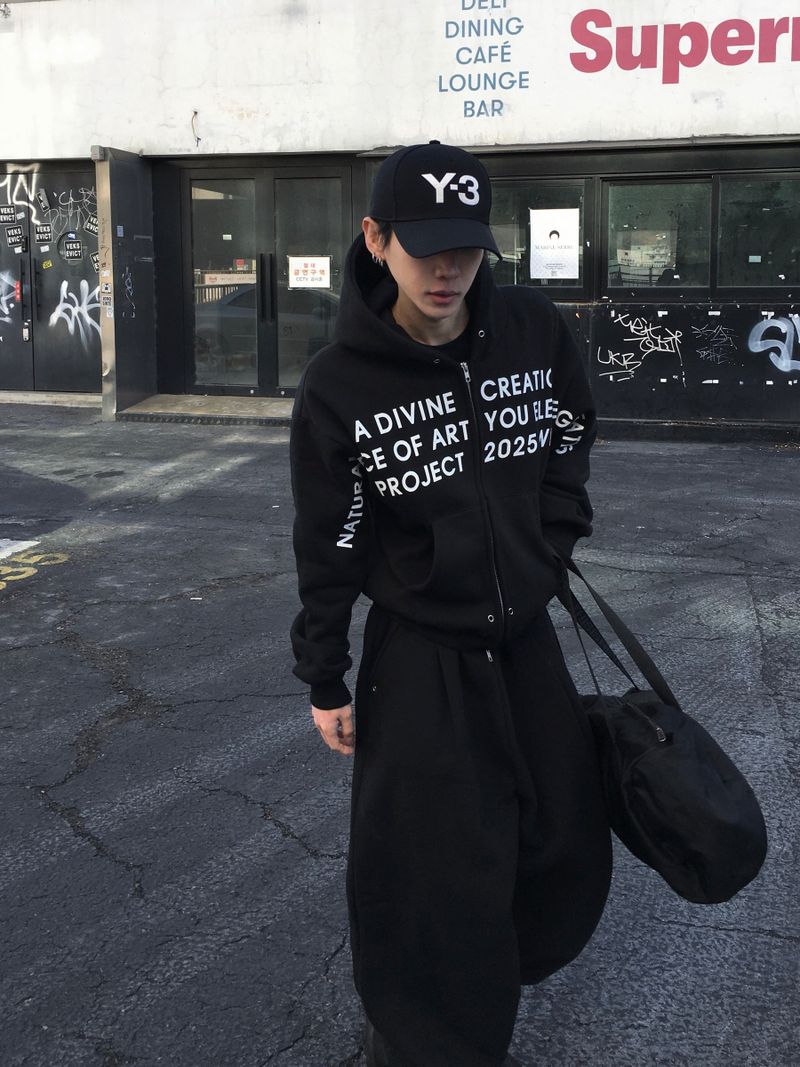 DISCERNMENT（ディサーンメント）の「[セット] ロリーディバインアイレットクロップフーディー 2C（トップス）」