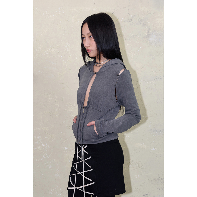 SLEEVE-OFF SHIRRING HOODIE