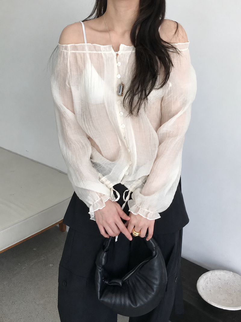 Salty Off-Shoulder Blouse (2 colors)