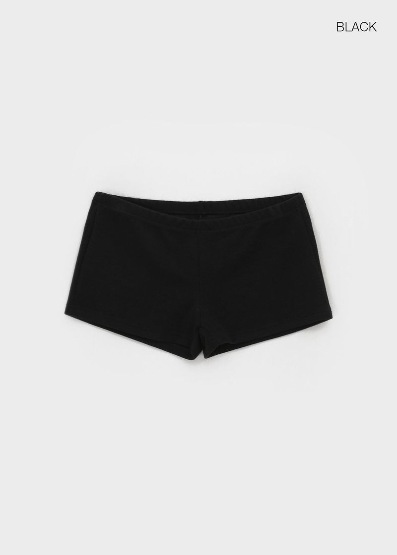 [MADE] Thom & Low-Waisted Shorts