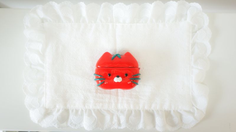 【MADE】 TOMATO CAT Airpods Case