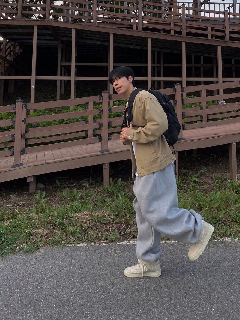 Avang Balloon Sweat Jogger Pants 4C