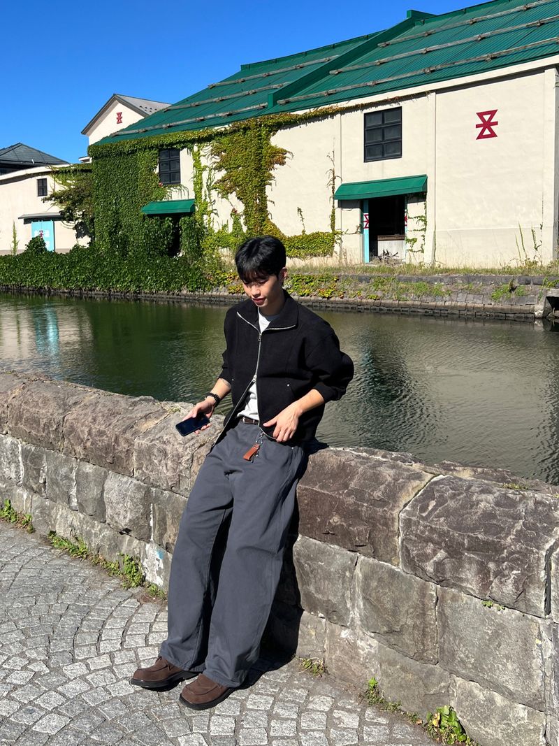 Neutral Triple-Stitch Cotton Pants (2 Colors)