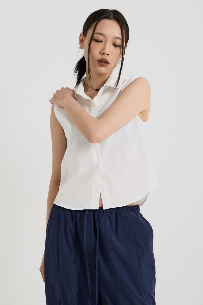 Cotton sleeveless shirt, White