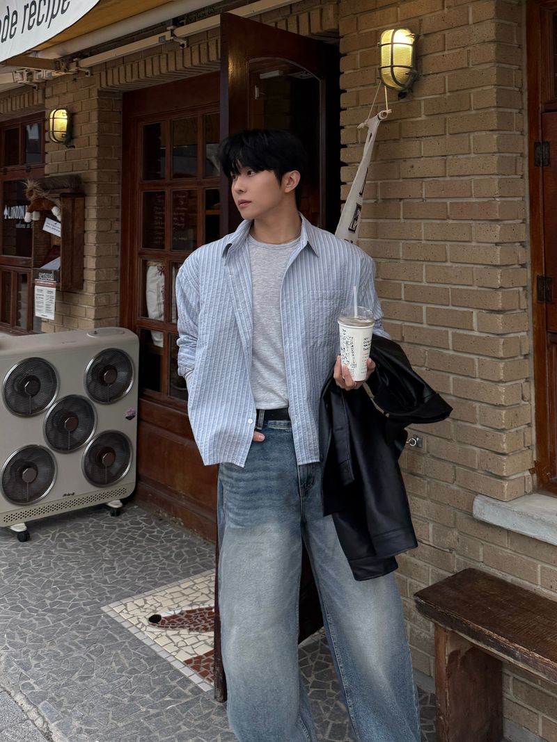 Arc striped cropped shirt