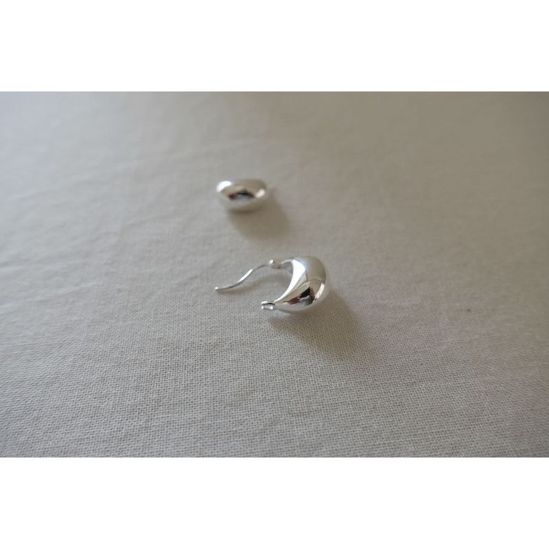 plat basket earrings