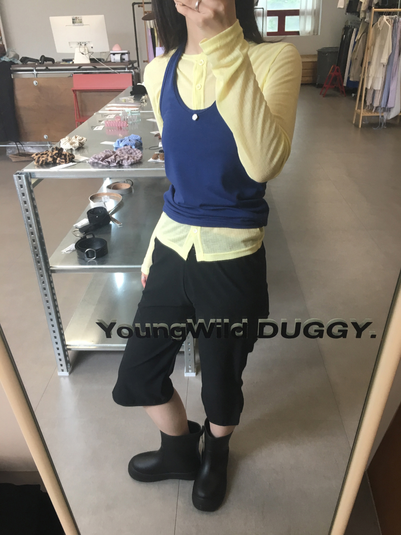 Urban Slit Capri Pants (1color)