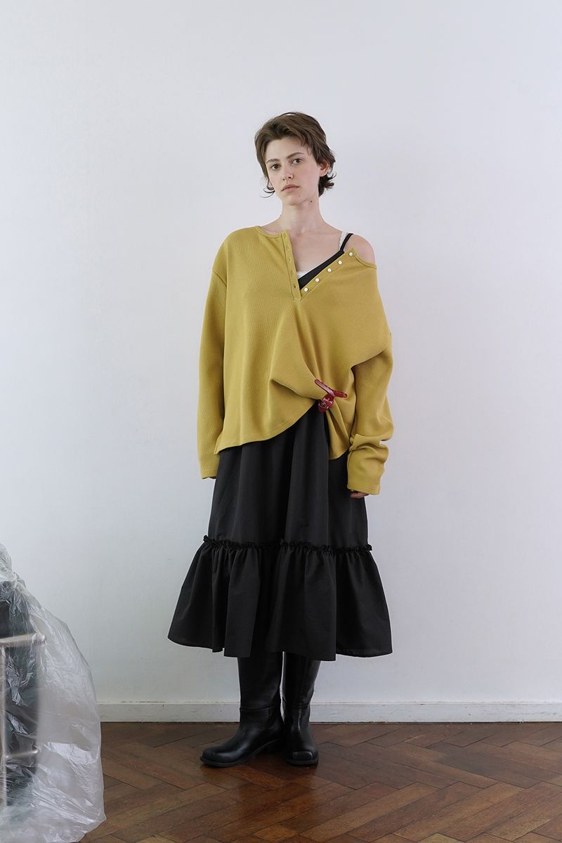 Waffle button t-shirt_mustard