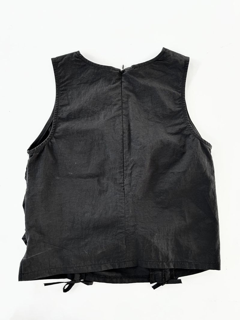 Lovech set up sleeveless