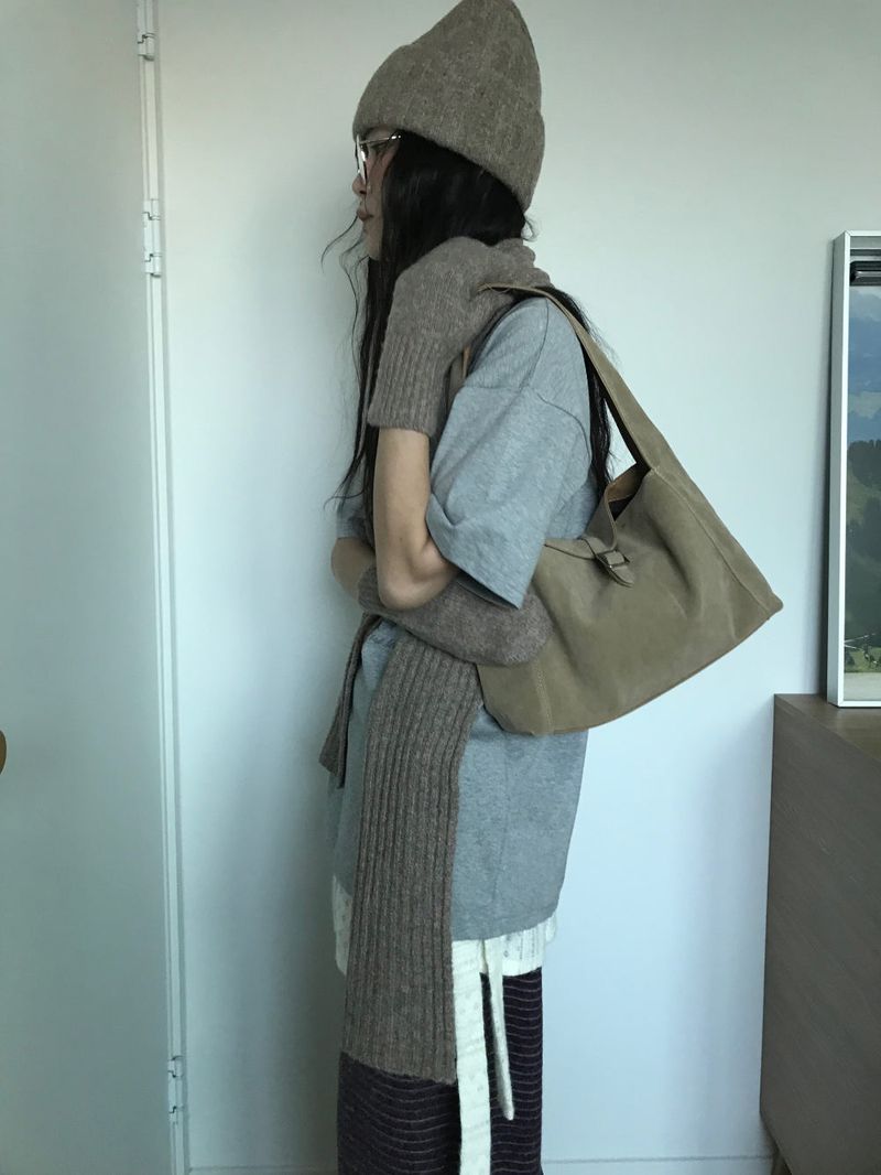 Beurre Suede Shopper Bag (2 Colors)