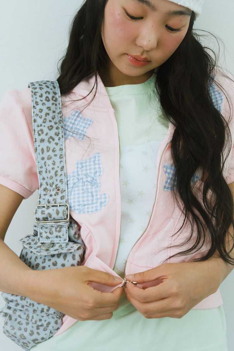 PURRING CHECK PATCH HOODIE 