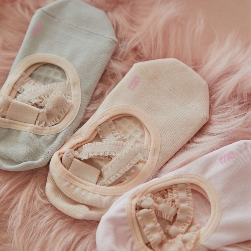BALLET NON-SLIP SOCKS - 3 COLORS