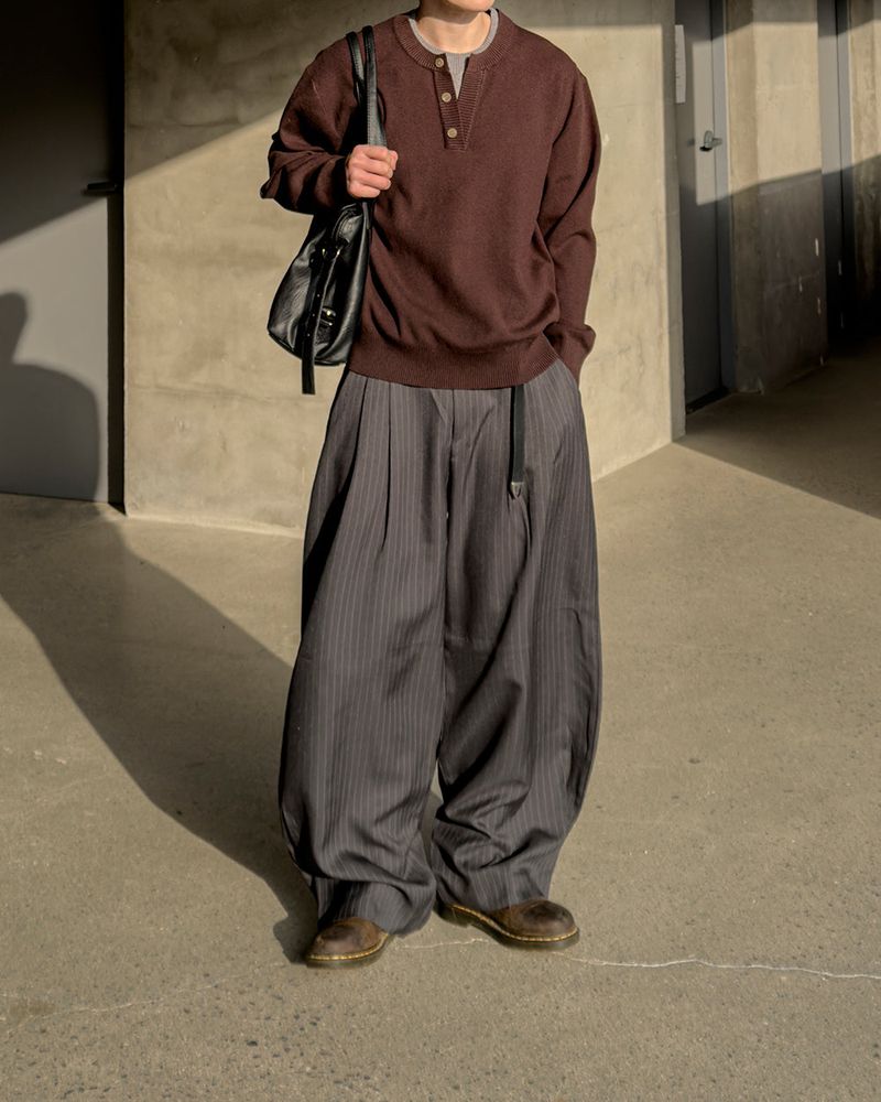 Lentic Side Pintuck Striped Slacks