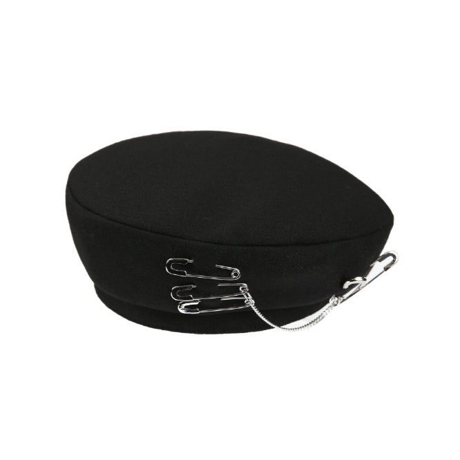 CLUT STUDIO(クラットスタジオ)の「0 4 safety pin chain beret - BLACK(Hats)」