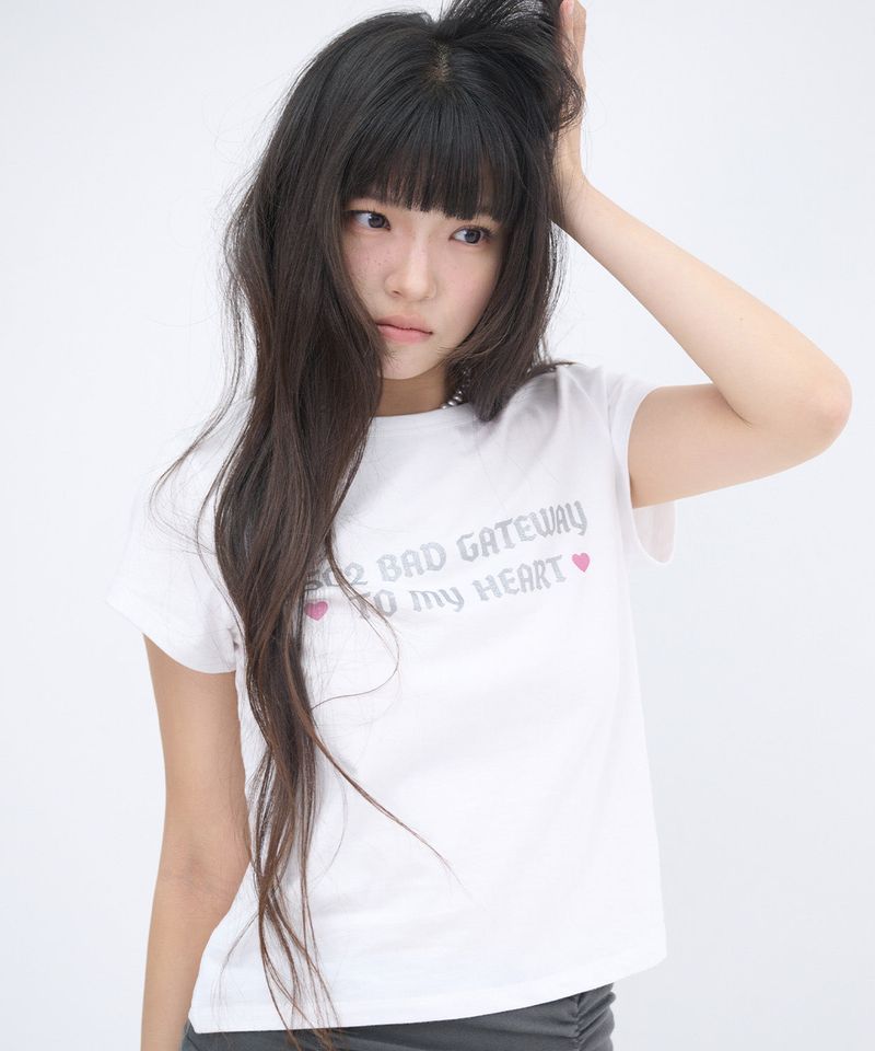 ITZAVIBE（イッザバイブ）の「502 GLITTER LETTERING T SHIRT - WHITE（Tops）」