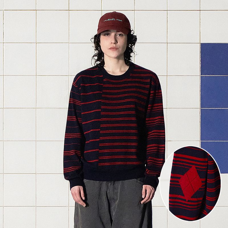 UNALLOYED(アナロイド)の「ARGYLE ELBOW STRIPE KNIT / NAVY(Tops)」