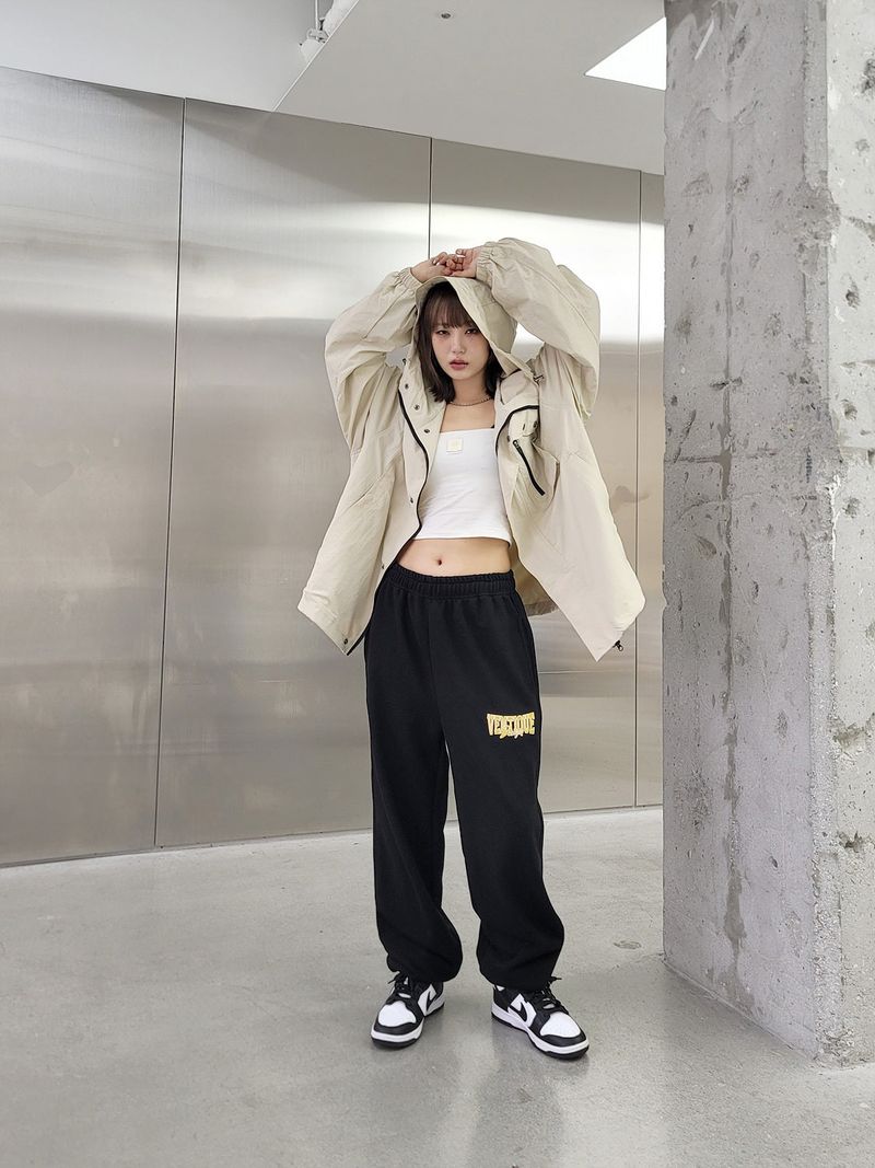 VENTIQUE Arc hood windbreaker
