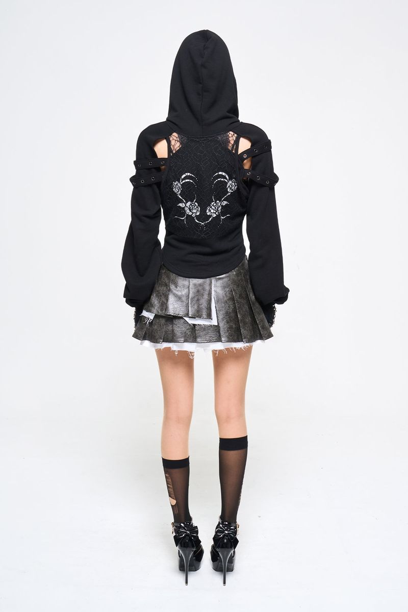 LEATHER BUCKLE PLEATED SKIRT BLACK